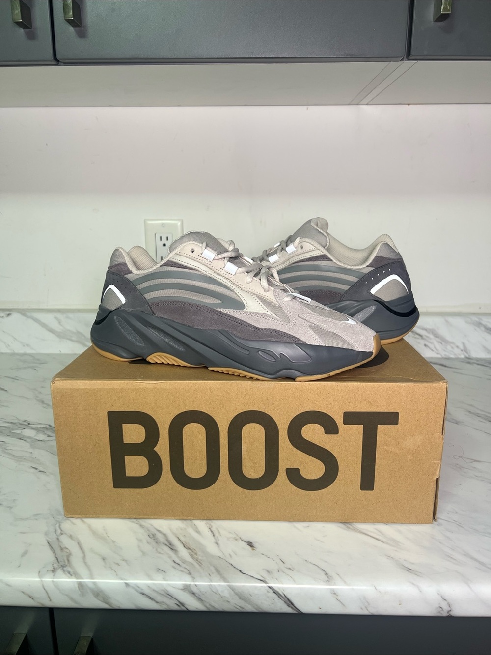 Adidas Yeezy Boost 700 V2 Tephra - Brand New - Size 11